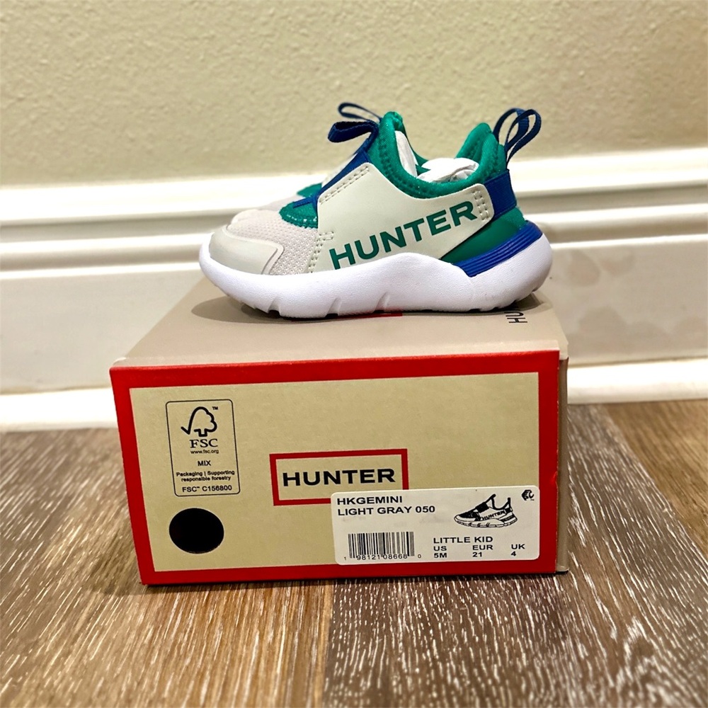 New with Box - Little Kids Gemini Slip-on Casual Sneakers